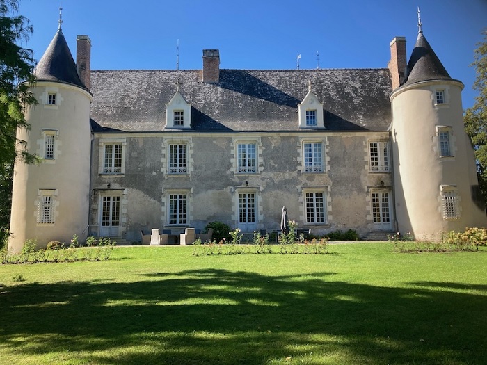 achat vente Château de Prestige a vendre  classé MH en parfait état , dépendances, maison de gardien Tours  à 17 km, 1h30 Paris (TGV) INDRE ET LOIRE CENTRE